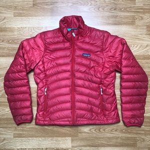 Patagonia Women's Down Sweater Jacket Coat Puff Puffer Size Medium Red